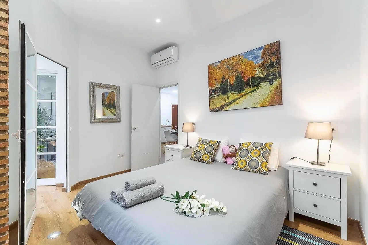 Exclusive Luxury Stay At Plaza Uncibay, Malaga Center Apartment
