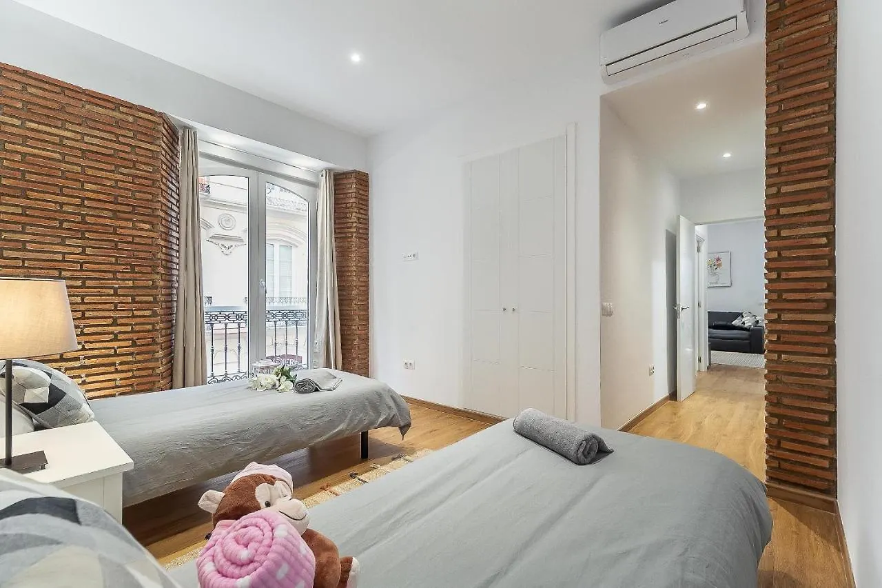 Exclusive Luxury Stay At Plaza Uncibay, Malaga Center Apartment