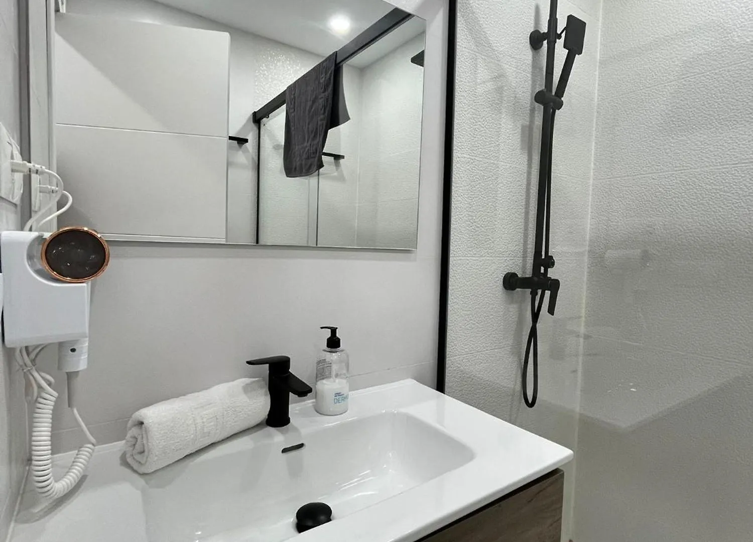 Exclusive Luxury Stay At Plaza Uncibay, Malaga Center 0*,  Spain